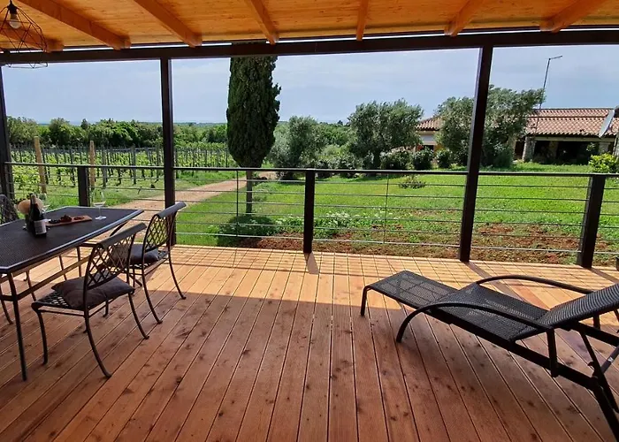 Collis Winery - Family & Friends - Mobilhome Camping Rovinj